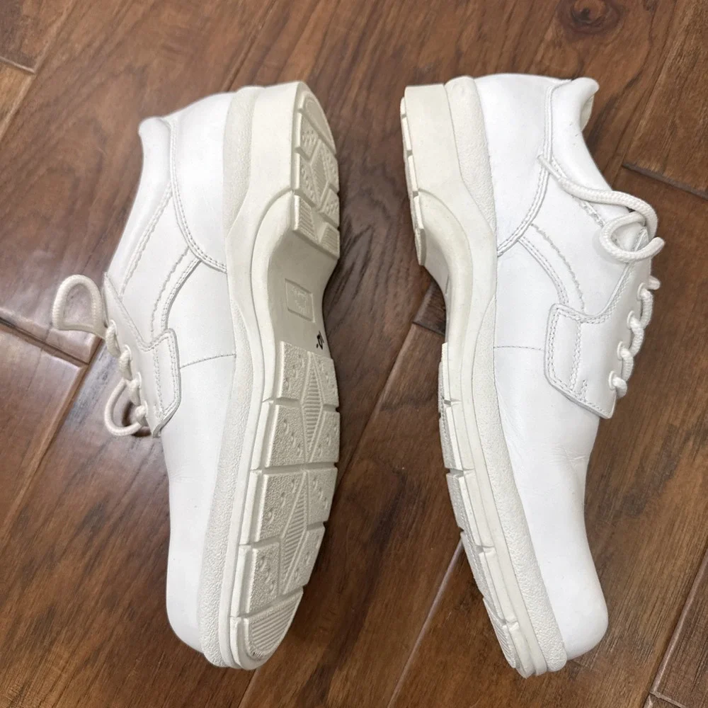 Spring Step Leather Sneakers Women 11 Wide White Professional Work Nurse Medical